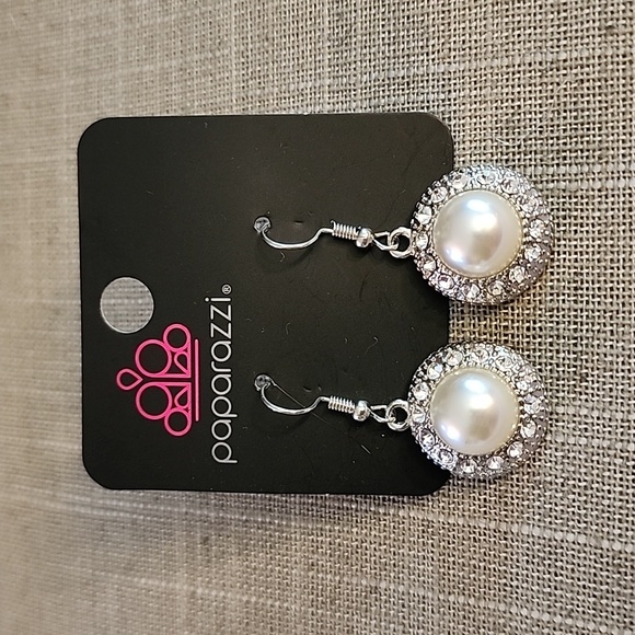 Paparazzi Earrings - Lot of 3 - Gold, Silver, Brass - Picture 3 of 4